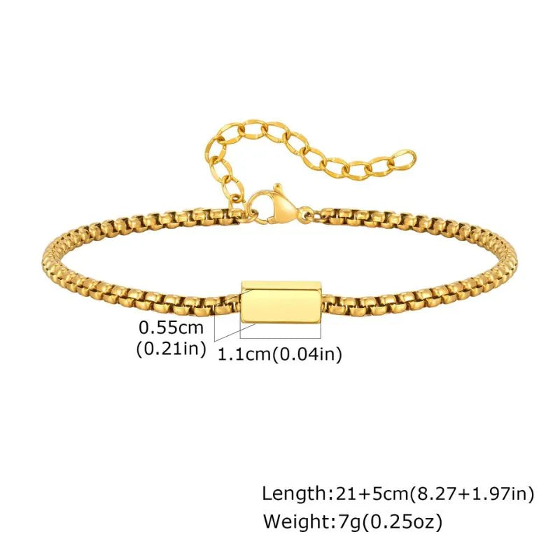 Gold paperclip link chain bracelet with dimensions labelled: 0.5cm width, 18+5cm length, 8g weight