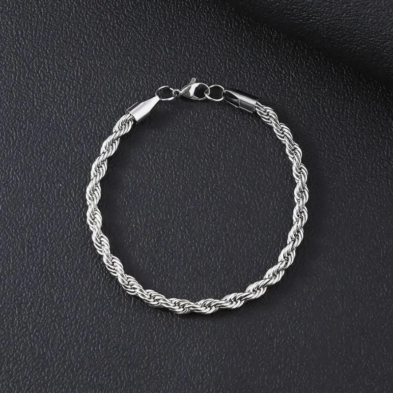 Men's Bracelet Gold – Royal Singapore Rope Bracelet combining timeless craftsmanship, twisted chain detailing, and everyday sophistication.
